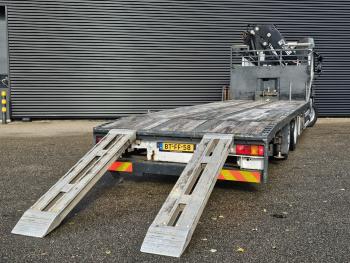 Mercedes-Benz ACTROS 2532 6x2 / HIAB CRANE / MACHINE TRANSPORTER